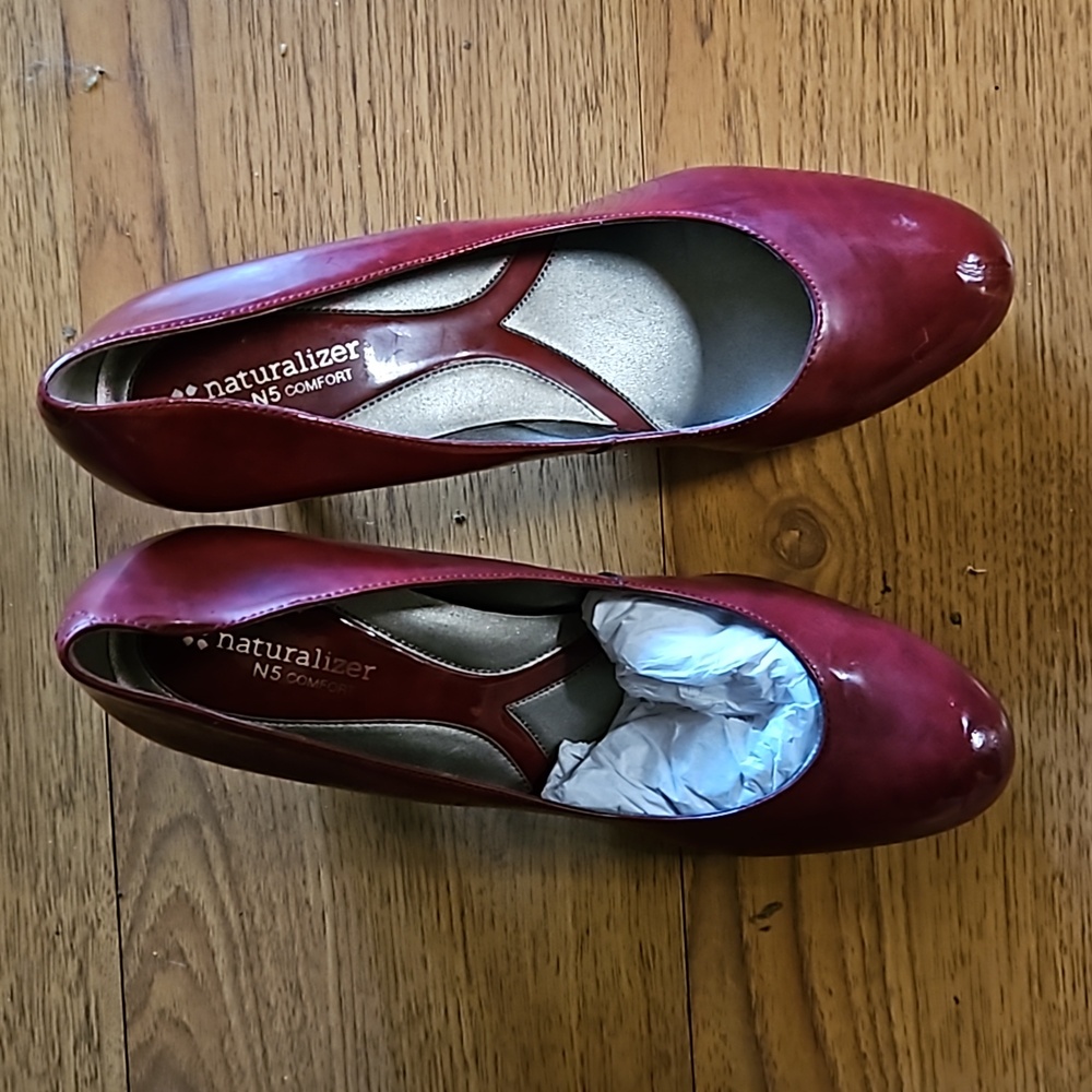 Ladies high heel platform pumps size 11